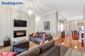 Grandview Accommodation - The Flaxley Apartments - Image 4