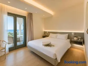 Niriides Apartments - Image 4