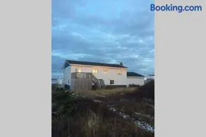 Ocean Front House in Cook's Harbour Newfoundland - Image 4