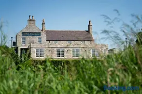 The Forbes Arms Hotel - Image 2