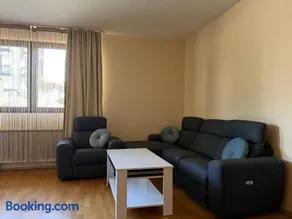 Pravets Lake Panorama Apartments - Image 1