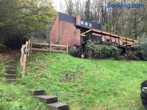 Gezellige Chalet met groot zonneterras in Domaine du Bonsoy - vernieuwd in 2024 - Image 2