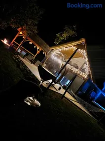 Luxury Reed House - Image 2