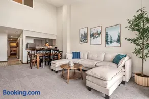 Seasons at Avon 513, 2BD Condo in Heart of Avon - Image 3
