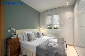 Ondarreta Beach Apartment con parking free y Aire acondicionado - Image 1