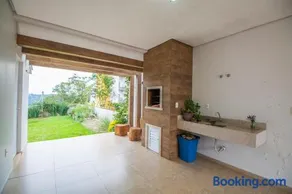 Casa completa com quintal ideal para famílias - Image 2