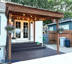 Historic Front Street Home - Image 3