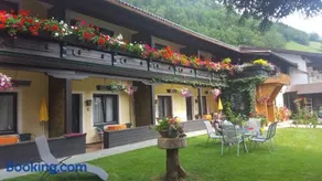 Alpen-Appartementhof - Image 1
