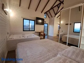 Cabana com Banheira Hidromassagem e Piso Aquecido - Image 5