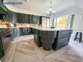 Oceanfront 4BR Beach Retreat - Image 4