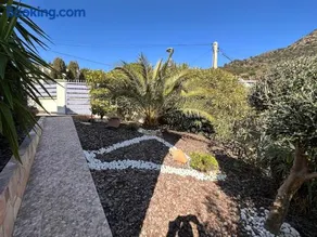 Villa con piscina y espectaculares vistas al mar - Image 1