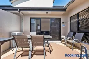 Holiday Haven - Image 2
