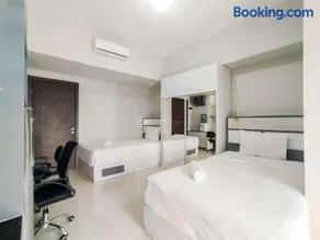 Strategic and Comfy Studio at Skyland City Jatinangor Apartment By Travelio - Image 1
