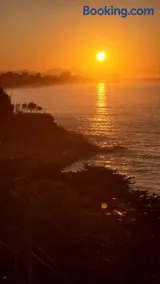 Oceanfront sunrise sleep to the sound of waves - Image 1