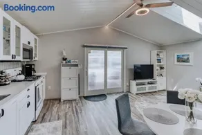 Modern Suite - 10 Min to Corning - Quiet & Cozy - Image 3