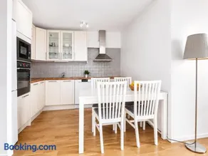 Room in apartment with shared facilities - Image 4