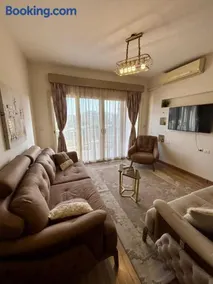 charming cozy retreat in the address compound - Image 2