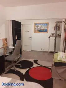 Residence Rose - Image 1