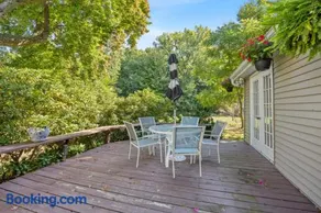 Historic Saugatuck -Walk to Lake Shops and Dining - Image 4