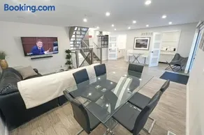 Luxe Home Near Limeridge - Sleeps 11 - Pool - Image 1