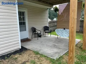 Private Guest Suites - Image 3