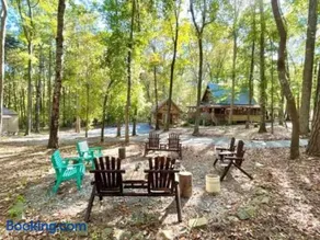 Hot Tub, Fire Pit & Games! Family Falcon Lodge - Image 2