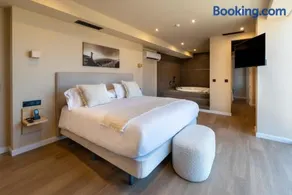Arena Málaga Suites - Image 5