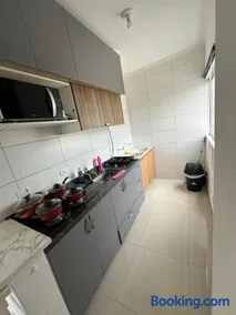 Apartamento inteiro em bairro nobre com conforto e ar-condicionado - Image 5