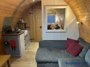 Mountain Edge Resort Mega pod 4 with Hot Tub - Image 3