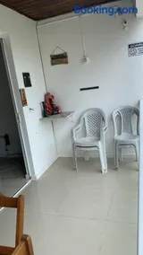 Apartamento completo com excelente localização na Praia dos Ingleses - Image 5