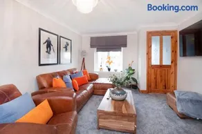 Victoria Retreat - Image 2