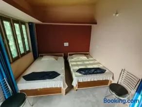 Alpine Andaaz Mountain Homestay - Image 4