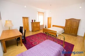 Old Town Apartments - Image 2