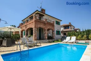 Villa Istriana Jakob with pool - Image 2