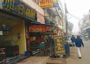 Hotel s.n.a. grand - Image 1