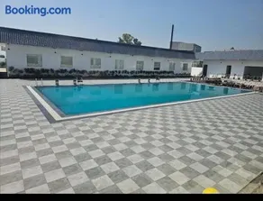 White Rose Resort - Image 4
