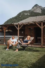 Chalet SALOON avec SPA privatif - Image 4