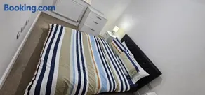 Modern 1-Bedroom Flat in SE18 10 mins to O2 - Image 4
