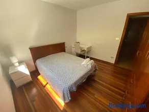 Apartamento con vistas y parking incluido - Image 1