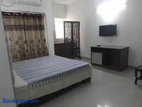 Newly Renovated Apartment in Omaxe - Married Couple Only - Image 1