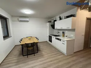 Hiška HOME- TERME ČATEŽ - VKLJUČENE KOPALNE KARTE - Image 1