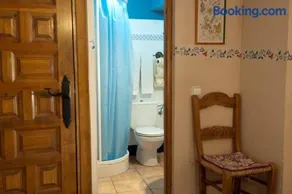 Charming studio in Robledillo de Gata - 28 m² - Image 5