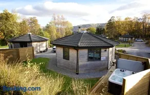 Loch Tay Highland Escapes - Image 1