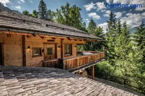 Exklusives Chalet in Alleinlage mit privatem Saunahaus - Image 2