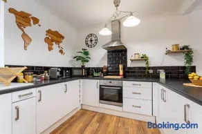 Bath City Cottage - Free Parking & Crescent Views - Image 3