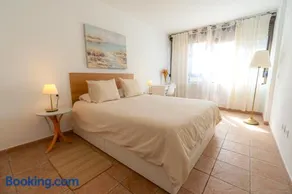 Cozy Beach House - Image 3