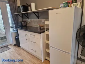 Self-contained Apartment - Image 5