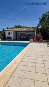 Cocooning et Charmante Maisonnette Provençale, avec Extérieurs privatifs et Accès Piscine - Image 2
