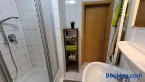 Wohlfühl-Ferienwohnung mit Tiefgarage im Grünen - Image 3