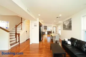 Comfortable 4BR Boston Getaway - Pet-Friendly - Near I-93 & Red Line 988 - Image 4